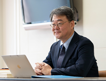 島本実教授